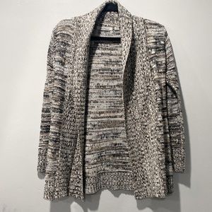 Gray knitted cardigan